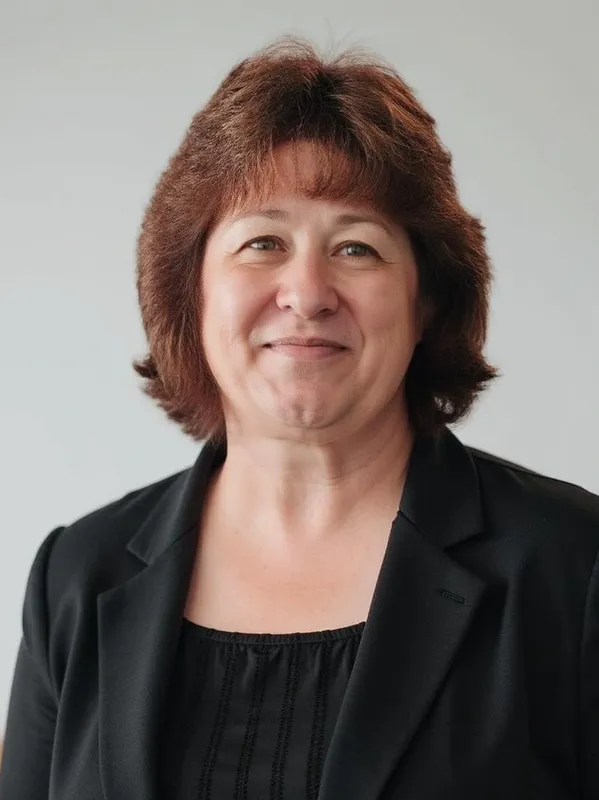 Stephanie Devlin